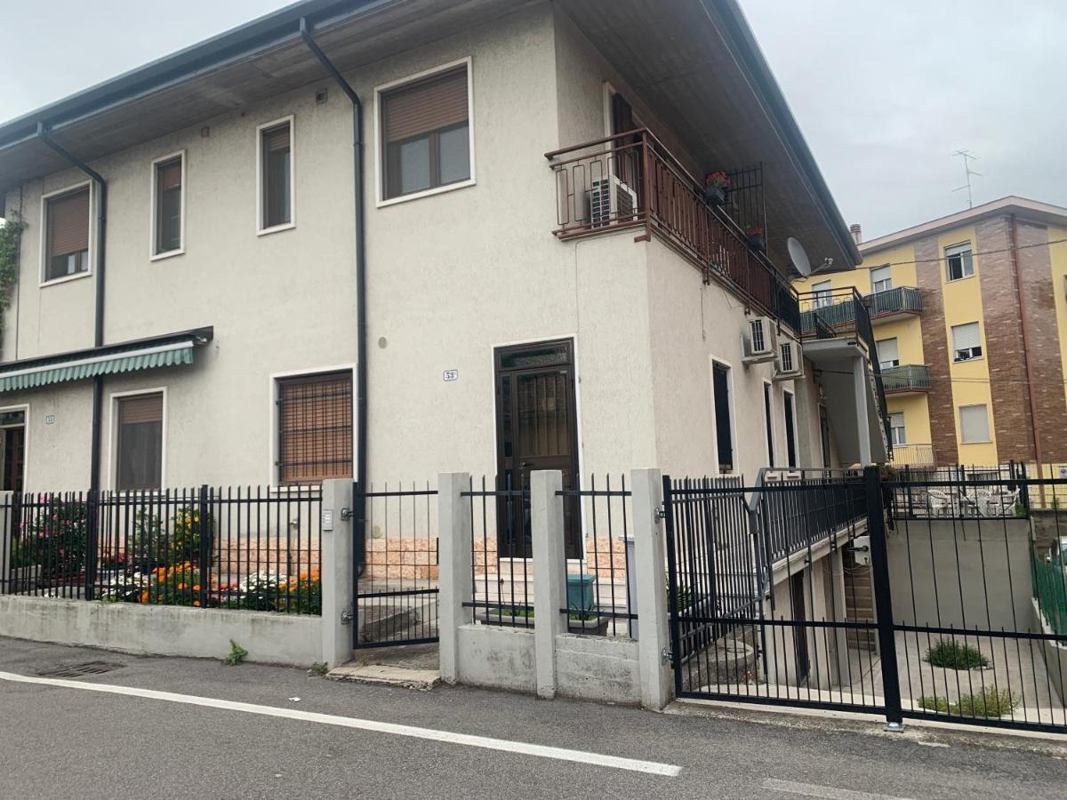 Appartamenti Affitti Brevi Verona / G.B Rossi Friendly 외부 사진